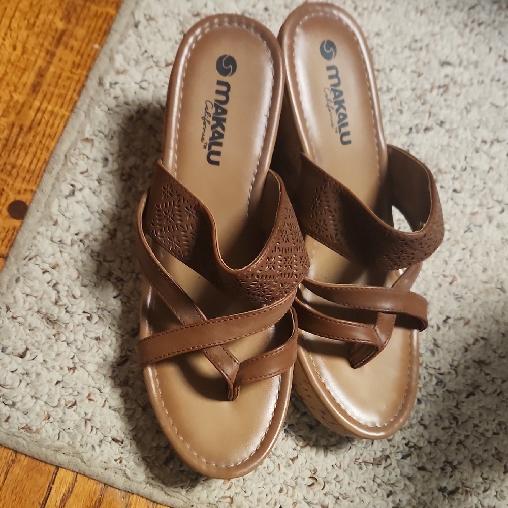 Women's Brown Sandals - Picture 1 of 2